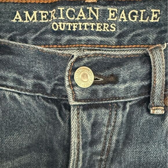 American Eagle Outfitters Hi-Rise Girlfriend Blue Distressed Jeans - Picture 3 of 10